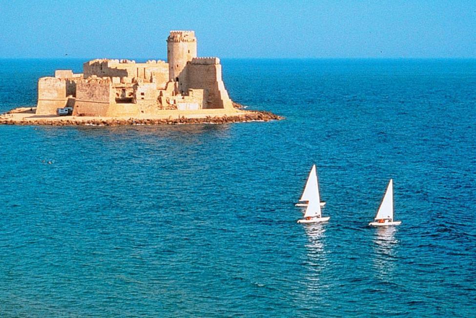 iGV Club Vacanze Le Castella Esterno foto